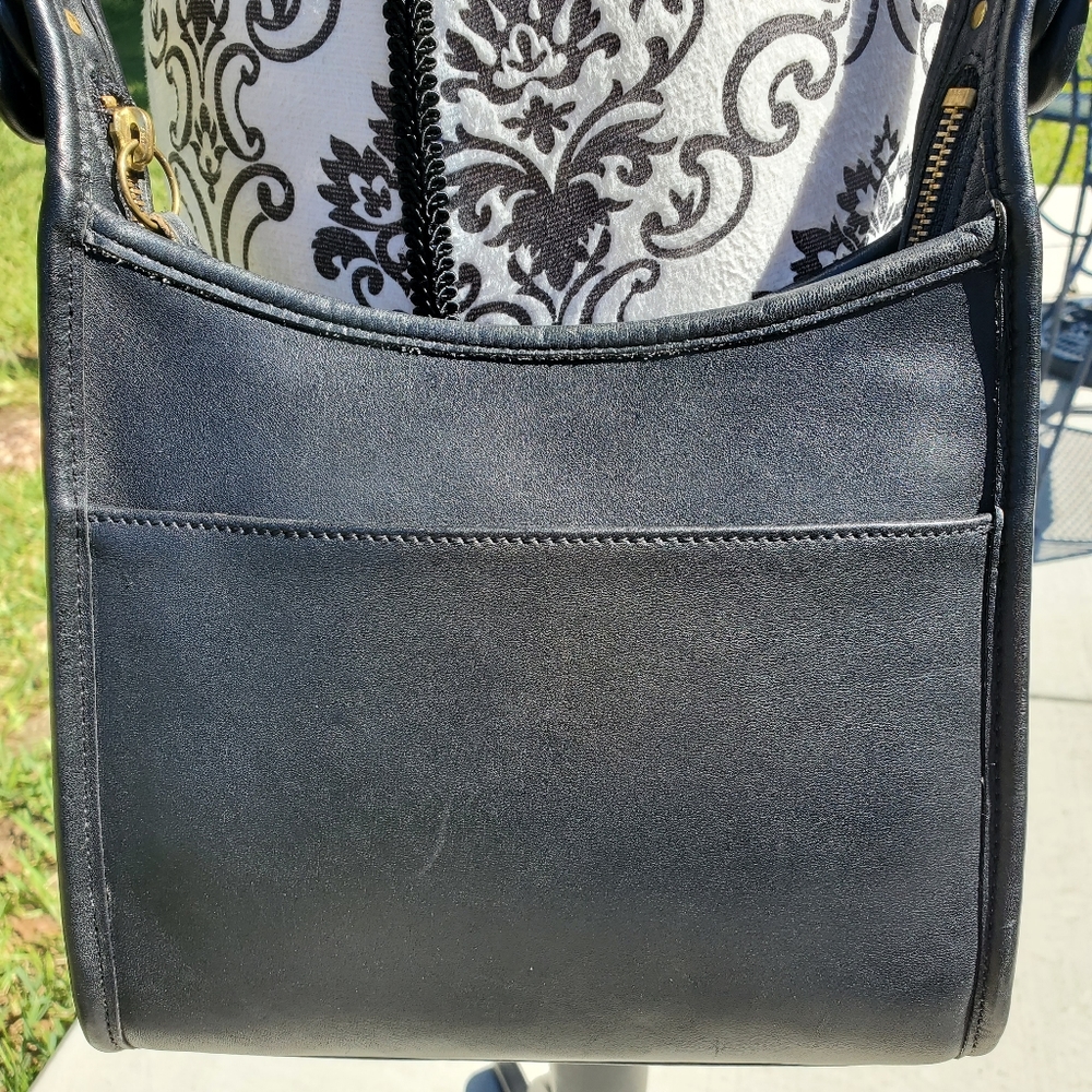 Vintage COACH CROSSBODY